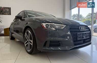 Седан Audi A3 2019 в 