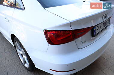 Седан Audi A3 2015 в 