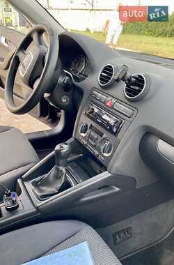 Хетчбек Audi A3 2006 в 