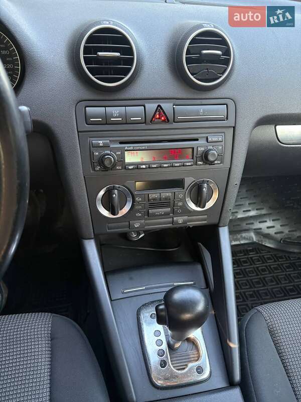 Хетчбек Audi A3 2004 в Ніжині