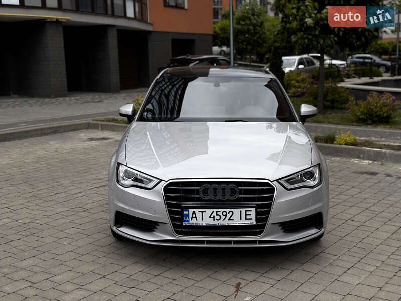 Седан Audi A3 2014 в Івано-Франківську