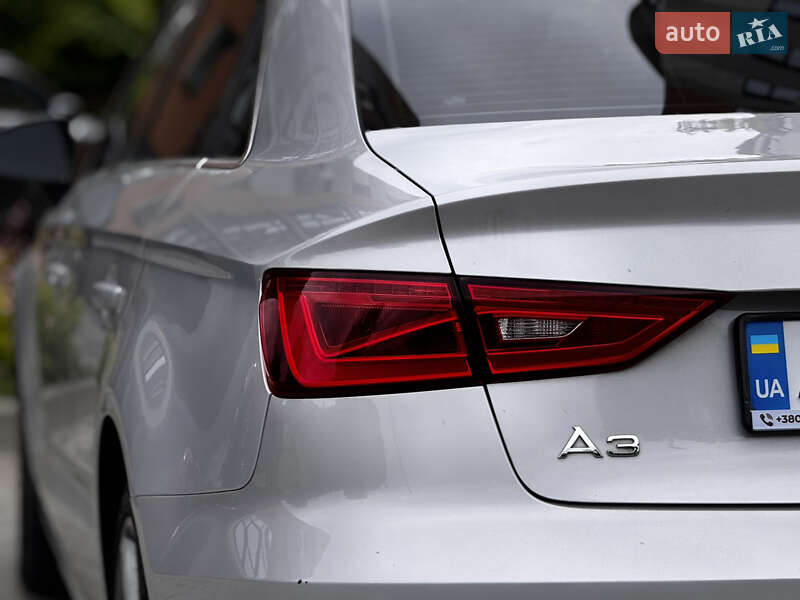 Седан Audi A3 2014 в Івано-Франківську