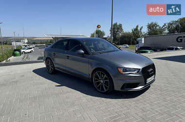 Седан Audi A3 2015 в 
