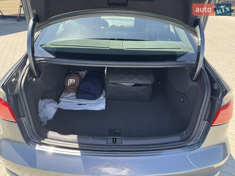 Седан Audi A3 2015 в Киеве фото 11 Седан Audi A3 2015 в Киеве