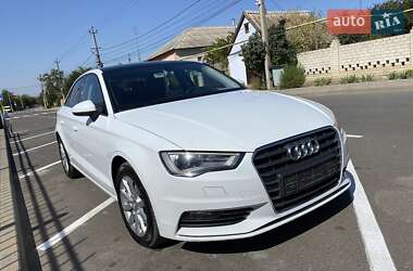 Седан Audi A3 2015 в 