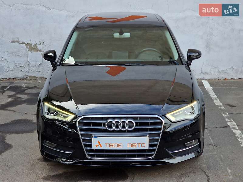 Хэтчбек Audi A3 2015 в Одессе