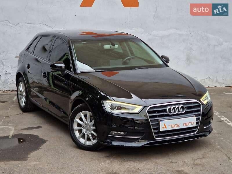 Хэтчбек Audi A3 2015 в Одессе