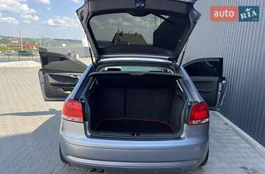 Хетчбек Audi A3 2003 в 