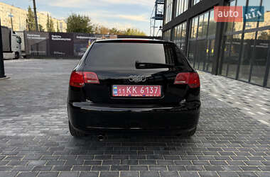 Хетчбек Audi A3 2006 в 
