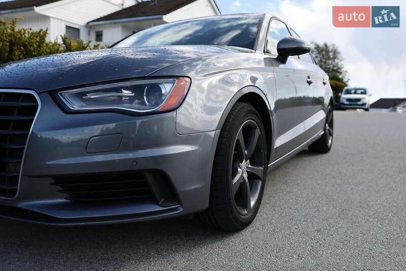 Седан Audi A3 2015 в Новояворовске