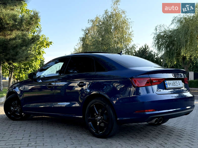 Седан Audi A3 2015 в Одессе