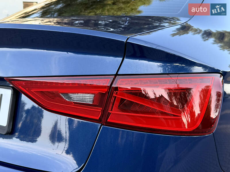 Седан Audi A3 2015 в Одессе
