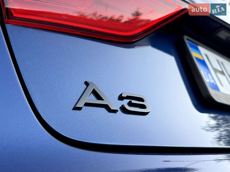 Седан Audi A3 2015 в Одессе