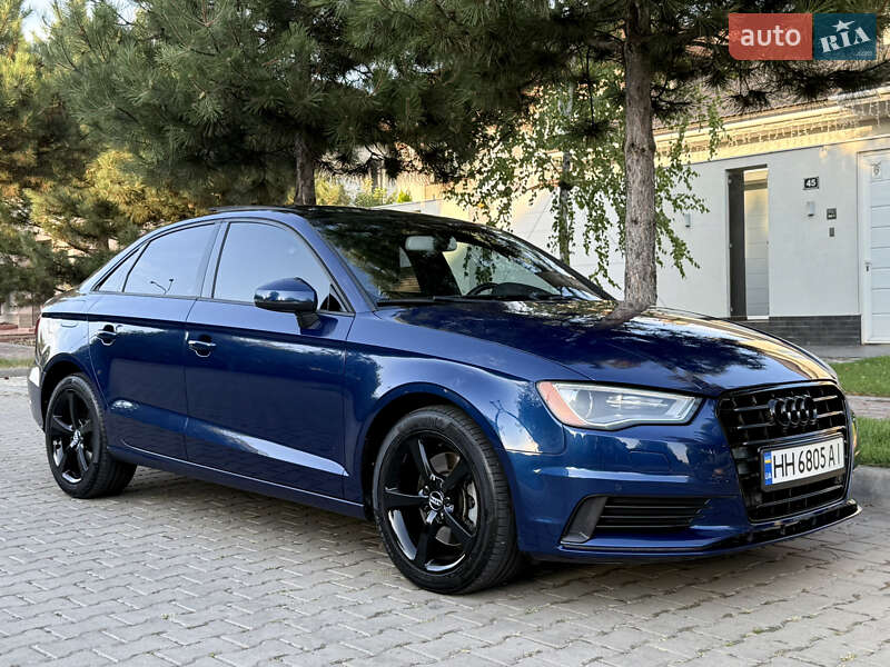 Седан Audi A3 2015 в Одессе