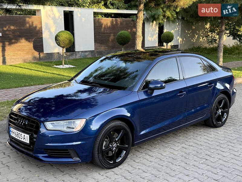Седан Audi A3 2015 в Одессе