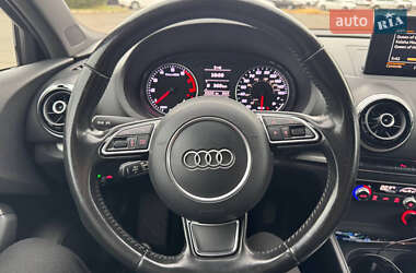 Седан Audi A3 2016 в 