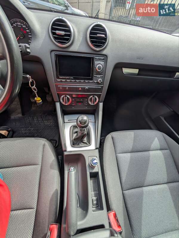 Хэтчбек Audi A3 2011 в Ивано-Франковске