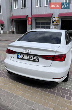 Седан Audi A3 2015 в 
