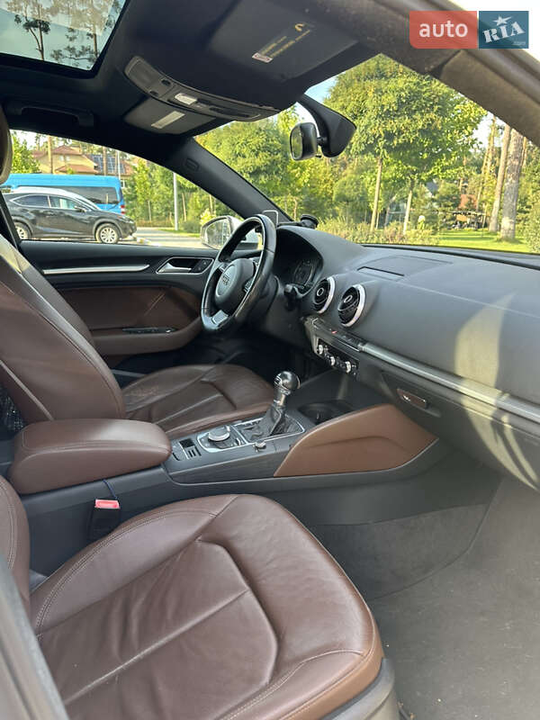 Седан Audi A3 2015 в Киеве
