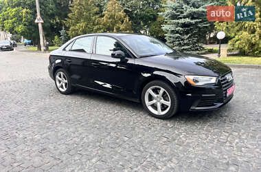 Седан Audi A3 2016 в 