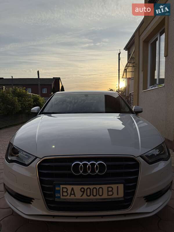 Седан Audi A3 2016 в Долинской