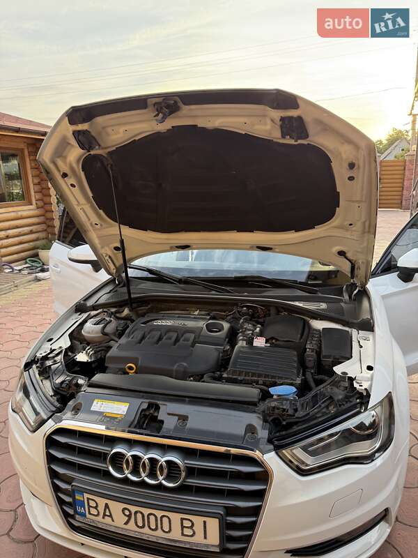 Седан Audi A3 2016 в Долинской