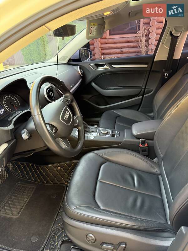 Седан Audi A3 2016 в Долинской