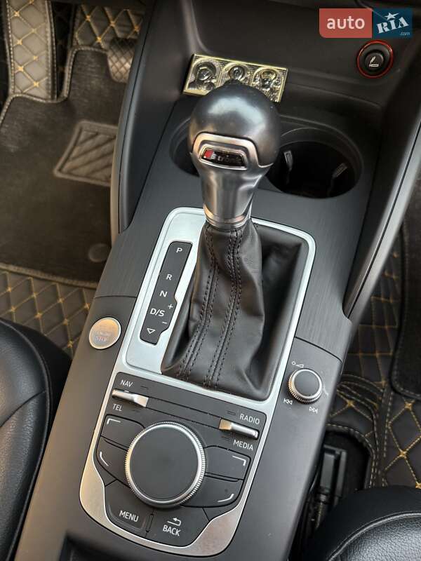 Седан Audi A3 2016 в Долинской