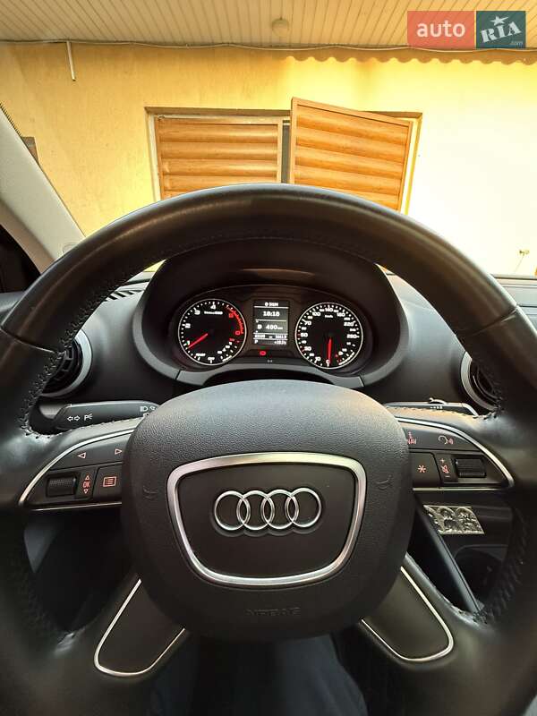 Седан Audi A3 2016 в Долинской