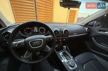 Седан Audi A3 2016 в Долинской