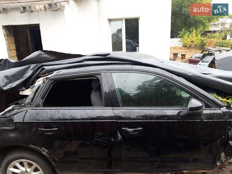 Хэтчбек Audi A3 2013 в 