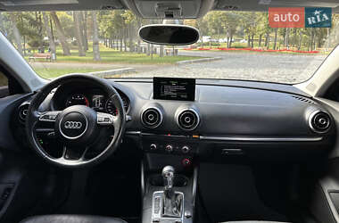 Седан Audi A3 2014 в 