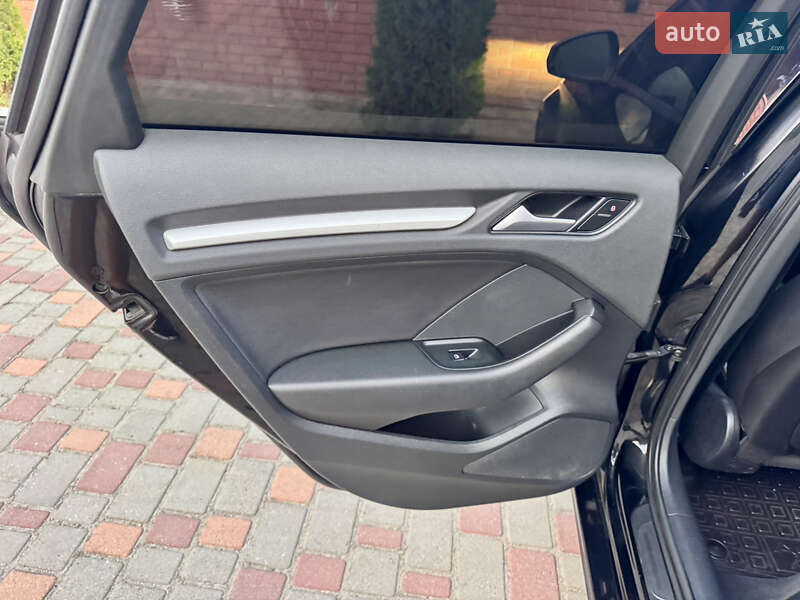 Седан Audi A3 2014 в Одессе