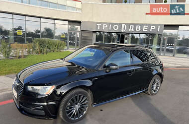 Хетчбек Audi A3 2016 в 