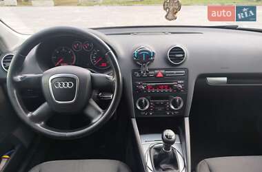 Хэтчбек Audi A3 2007 в 