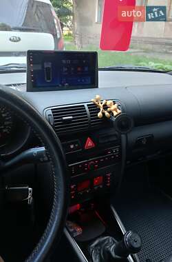 Хетчбек Audi A3 1999 в 