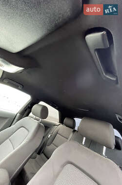 Хэтчбек Audi A3 2004 в 