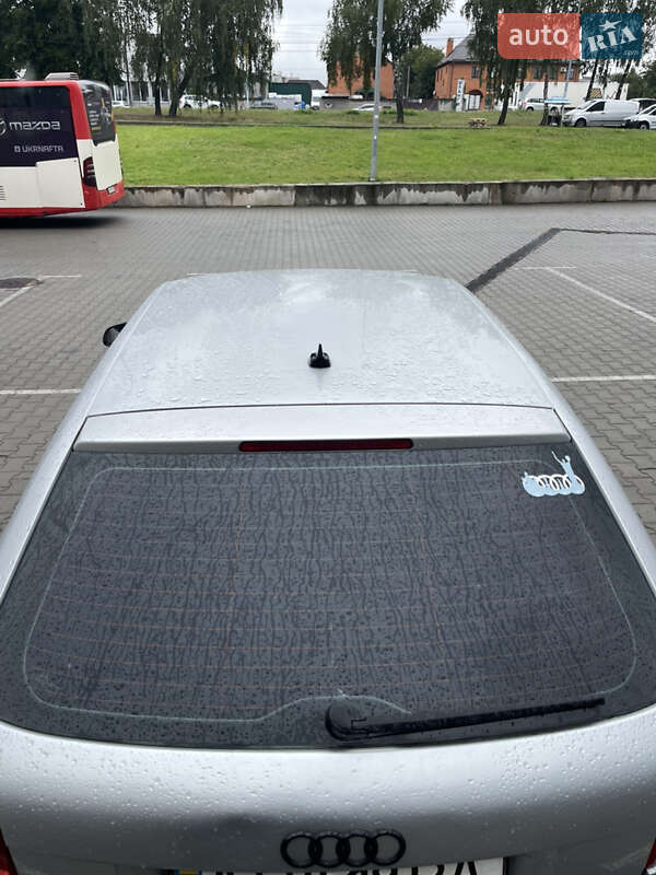 Хэтчбек Audi A3 2004 в Киеве