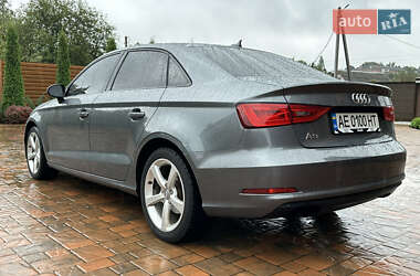 Седан Audi A3 2014 в 