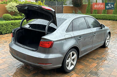 Седан Audi A3 2014 в 