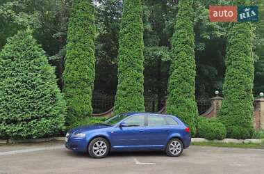 Хэтчбек Audi A3 2006 в 