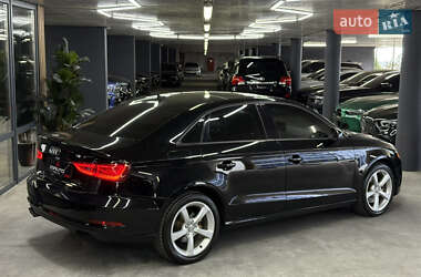Седан Audi A3 2015 в 