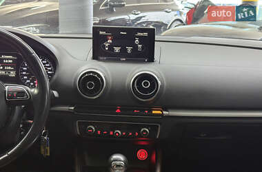 Седан Audi A3 2015 в 
