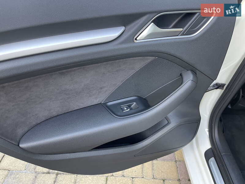 Хетчбек Audi A3 2013 в Хмельницькому