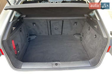 Хетчбек Audi A3 2013 в 