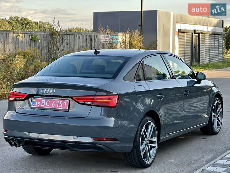 Седан Audi A3 2020 в Киеве
