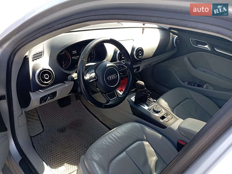 Седан Audi A3 2014 в Києві