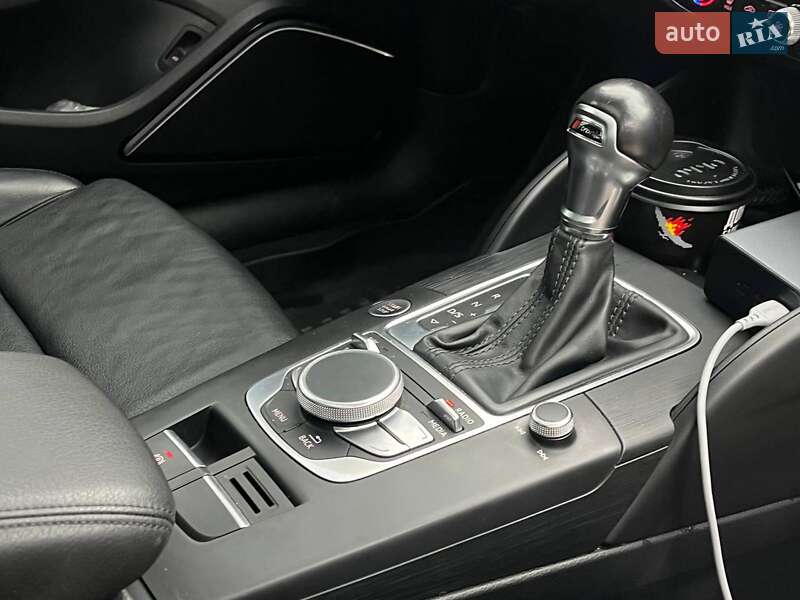 Седан Audi A3 2014 в Львове