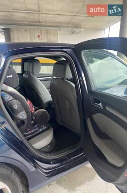 Седан Audi A3 2017 в 