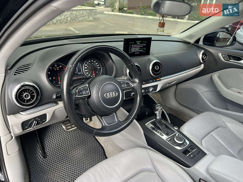 Седан Audi A3 2014 в Вінниці